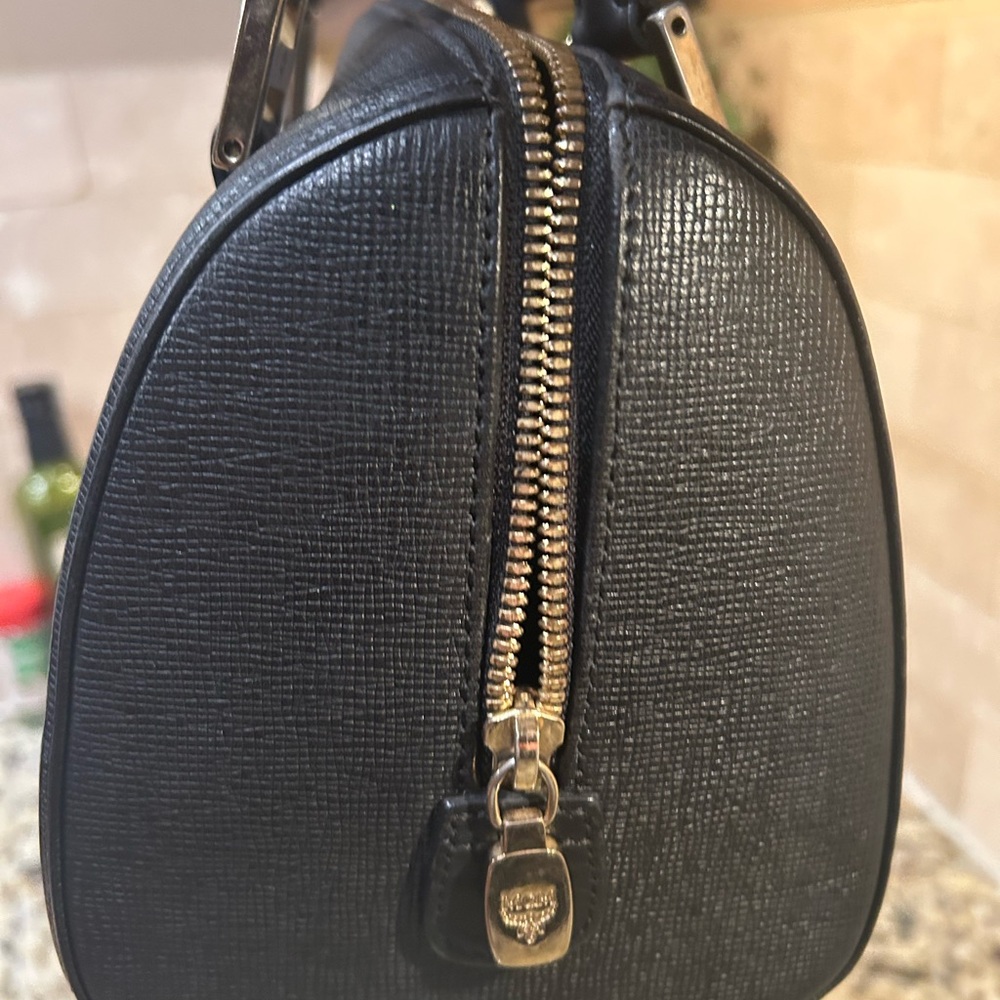 MCM Mini / Small Boston Satchel – Black Leather (München Plaque) - Picture 3 of 10